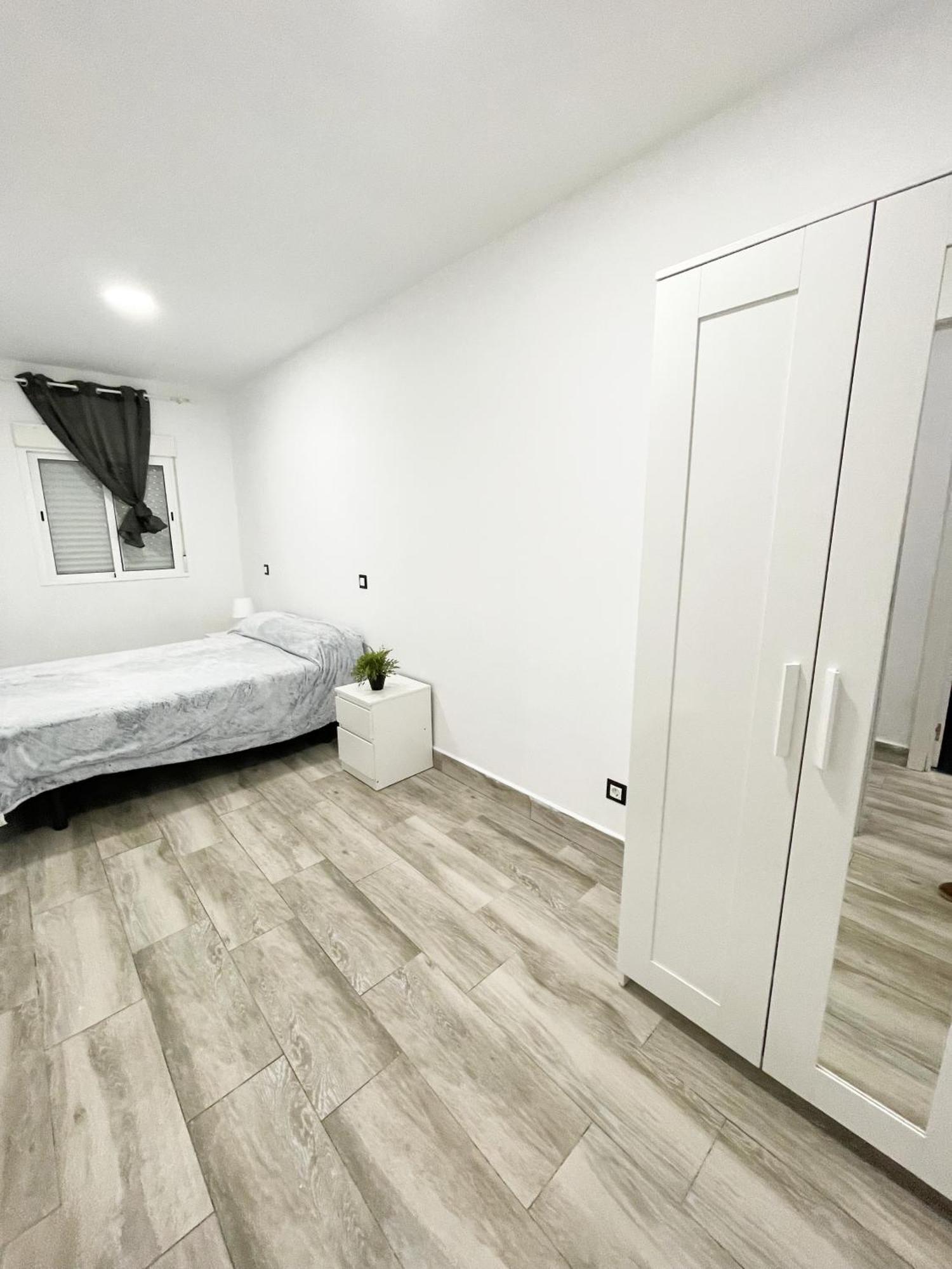 Apartments Near Metro Madrid Bagian luar foto