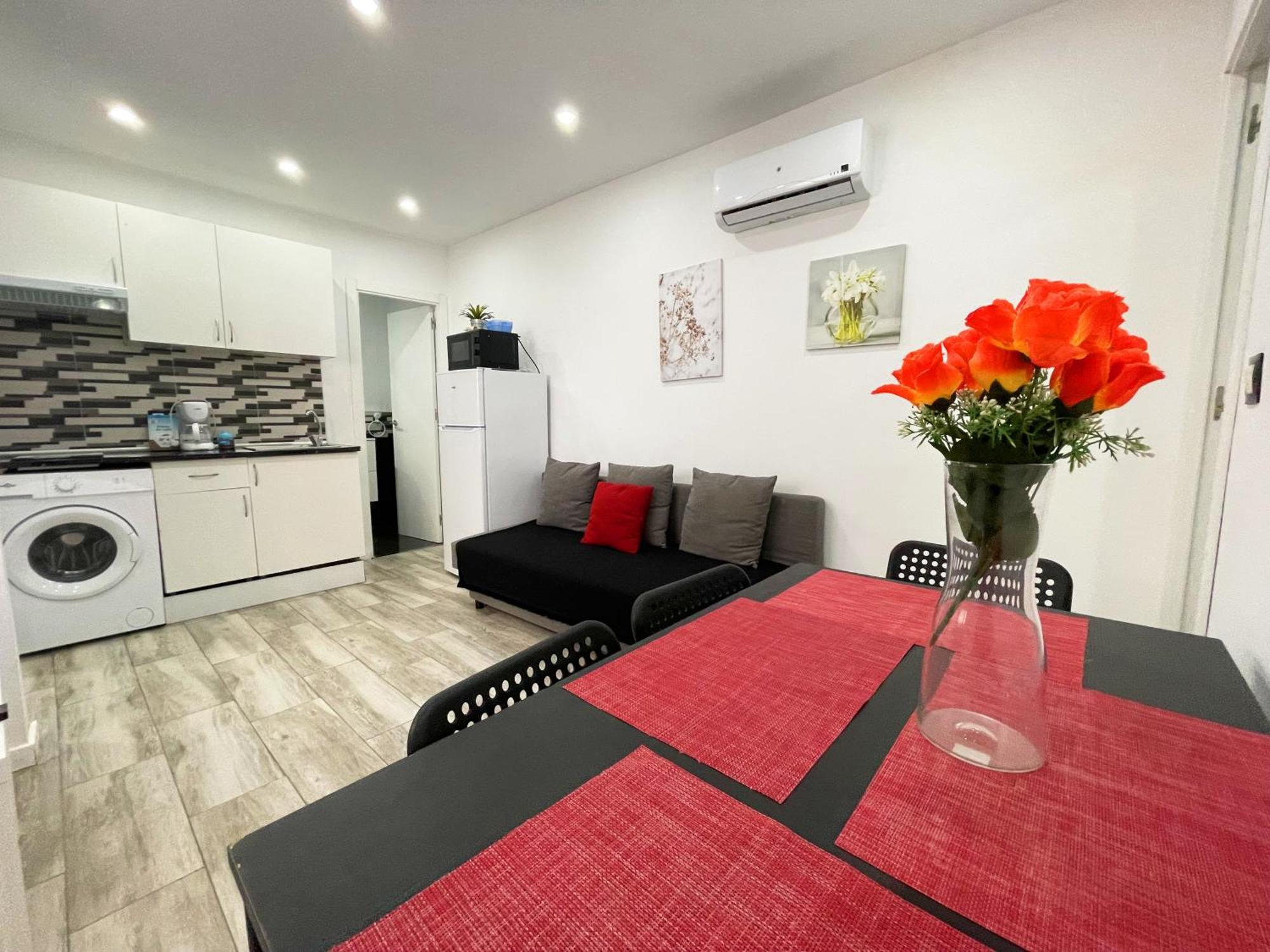 Apartments Near Metro Madrid Bagian luar foto
