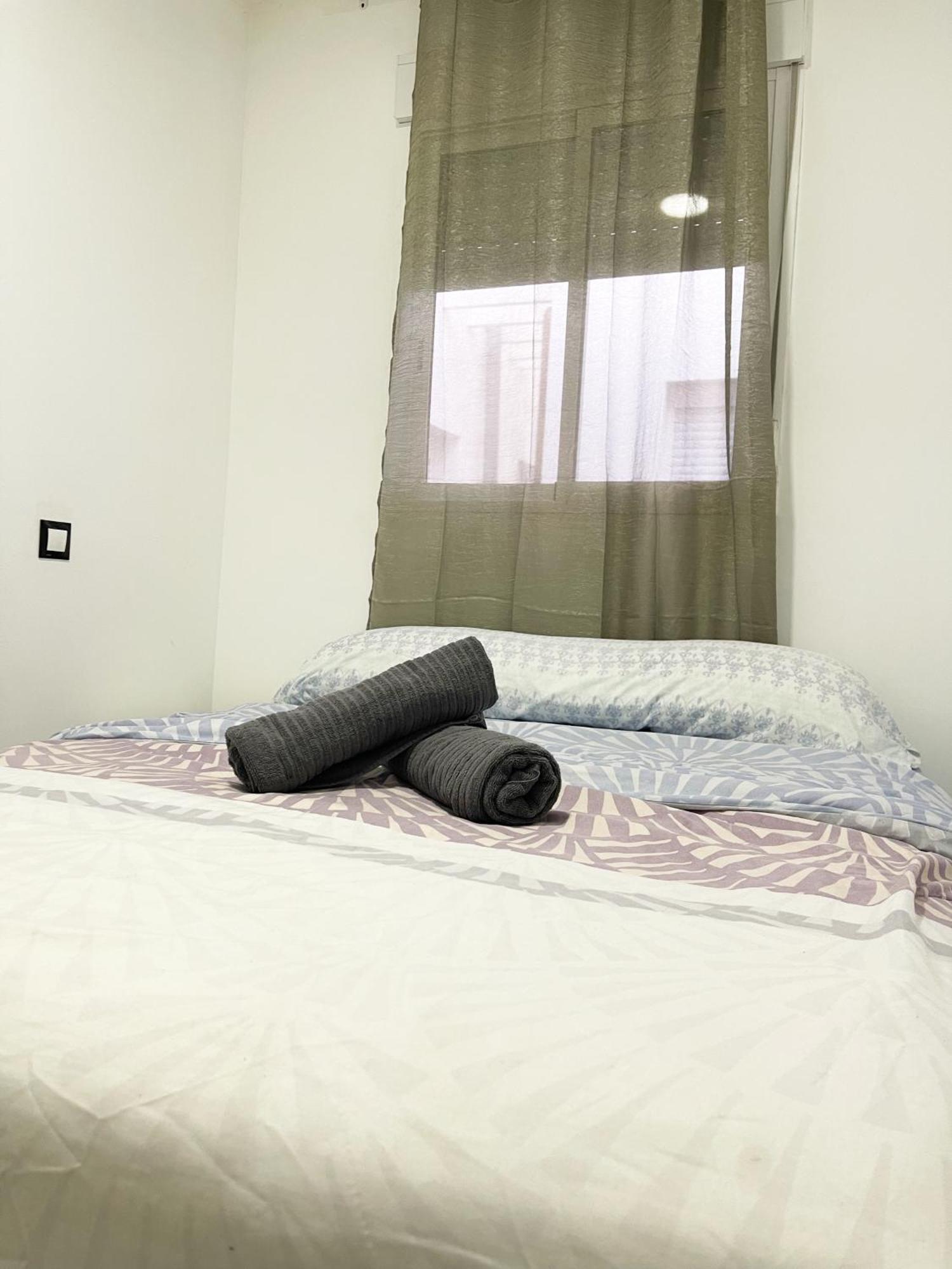 Apartments Near Metro Madrid Bagian luar foto